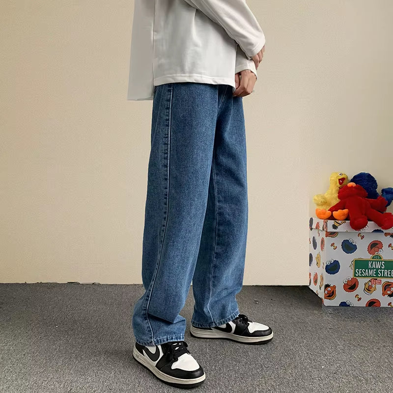 Signature Loose-Fit Denim Jeans